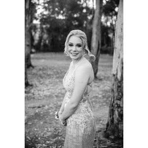 Meet your Posher, Olivia